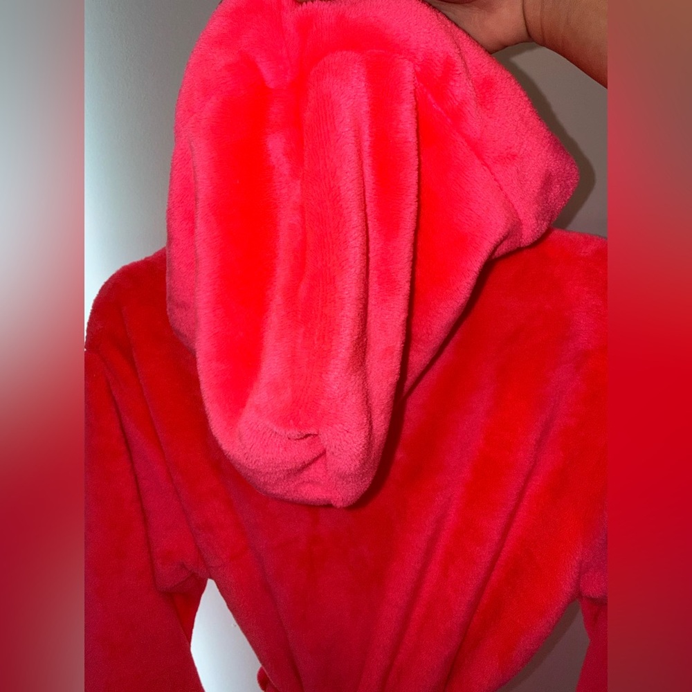 Like New Neon Victoria's Secret Pink Gold Sequin “Pink” Plush Robe Size: XS/S - Picture 7 of 7